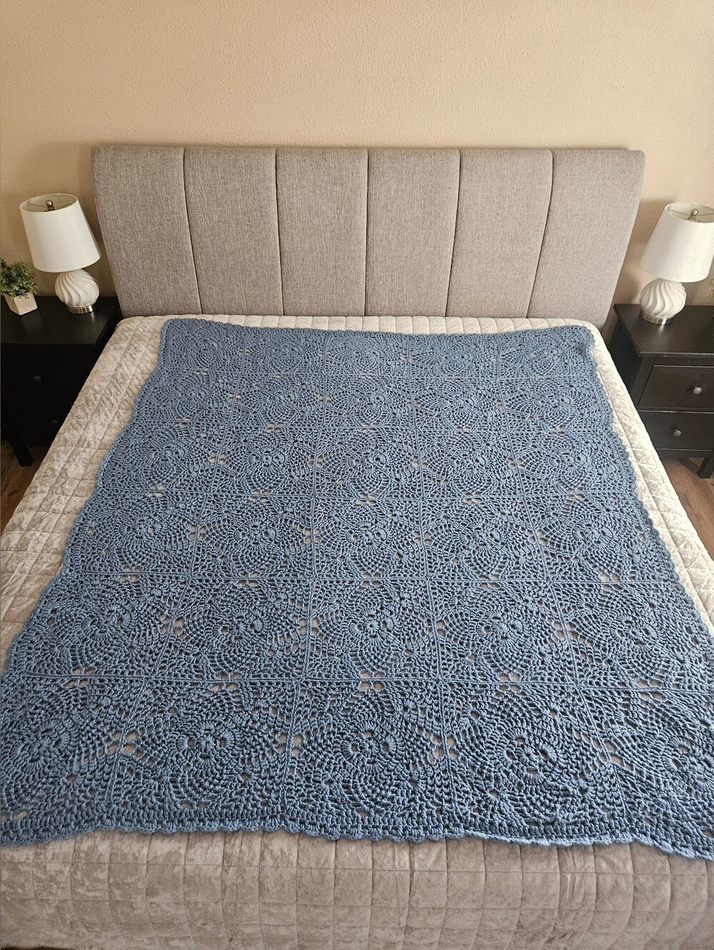Vintage Handmade Crochet Lace Afghan Blanket Blue Floral Medallion 65x73